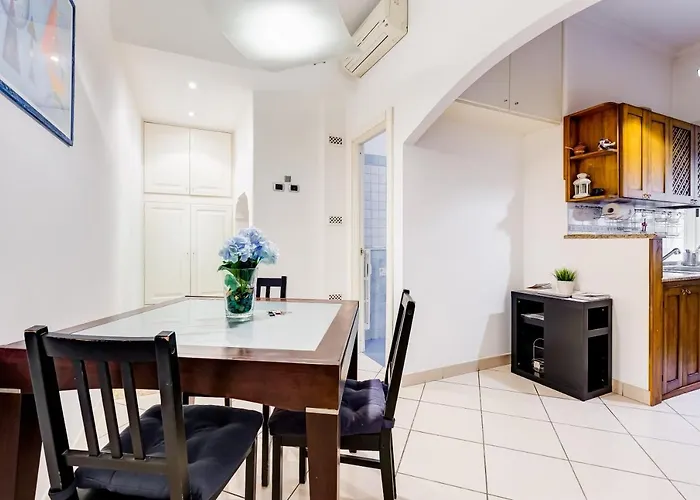 St Peter's Apartment